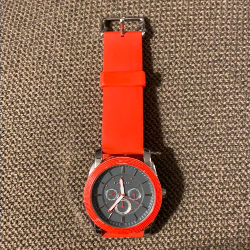 Red Express Watch.